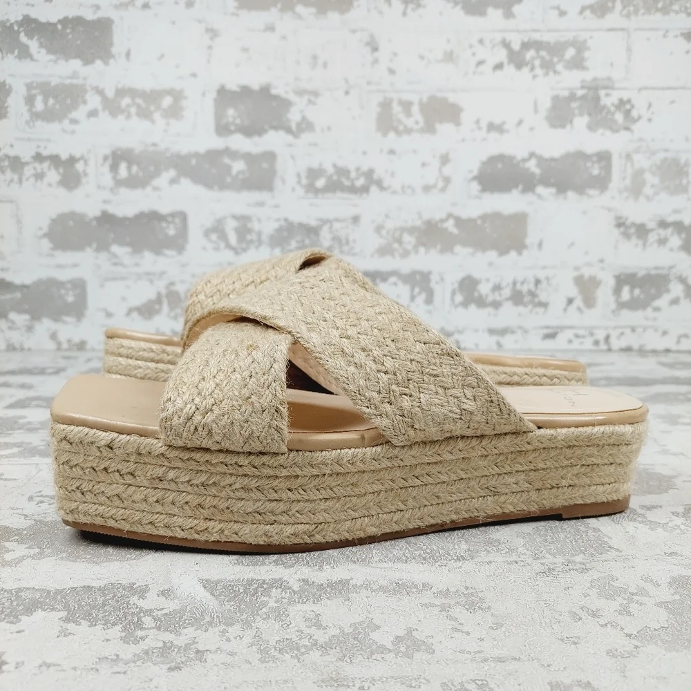 New Halston Network Cream Crisscross Strap Wedge Espadrille Sandal A609